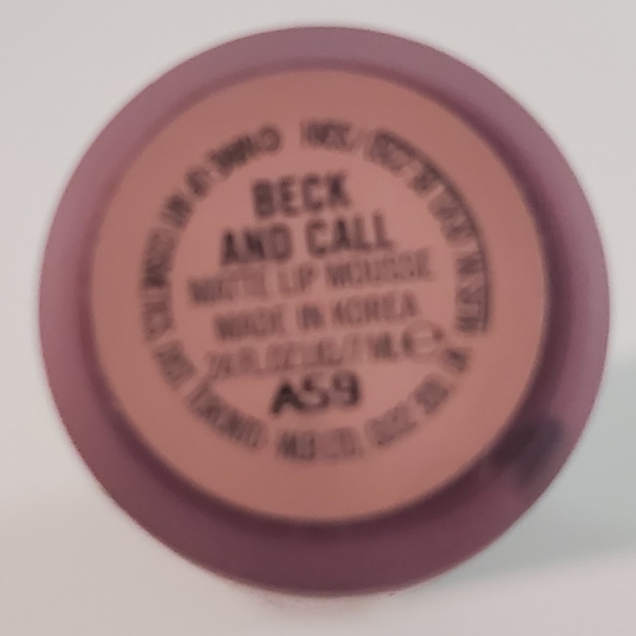 MAC x Pony Park Limited Edition Matte Lip Mousse - Beck and Call - Picture 7 of 11